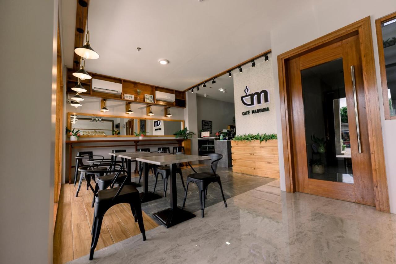 Madonna Hometel And Suites New Pandan パナボ エクステリア 写真